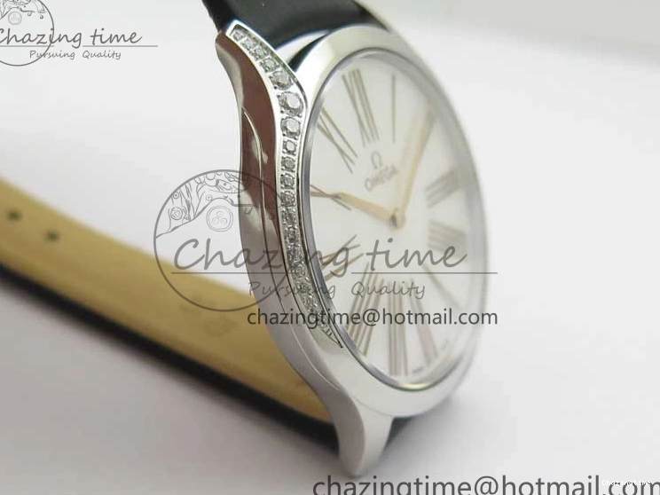 0410 StreetReady Ladies’ De Ville Trésor Diamond SS 3AF 1:1 Best Edition White MOP Dial RG Markers On Black Fabric strap Swiss Quartz 7884